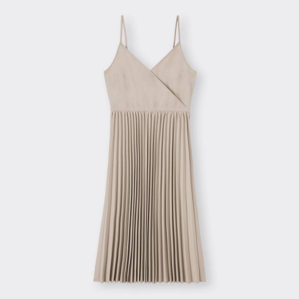 「今こそGUに駆け込んで！」“最安トレンドアイテム”に一目惚れしました♡