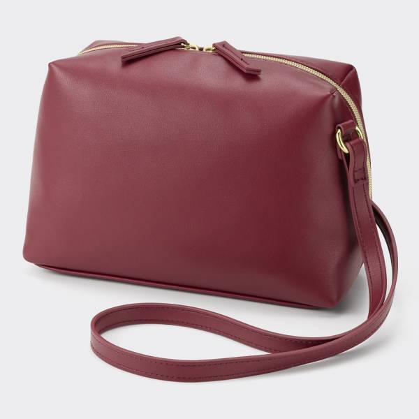 「GUユーザーに伝えたい...！」超優秀“2,000円以下バッグ”がめちゃくちゃ使える♡