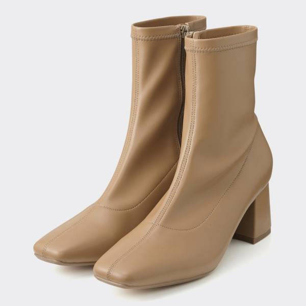 「季節の変わり目は靴からゲット♡」GUで揃える”高見え最新シューズ”まとめ