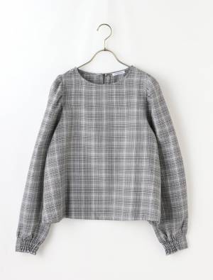 「オンでもオフでも可愛い！」ハニーズの”モテブラウス”おすすめ4選