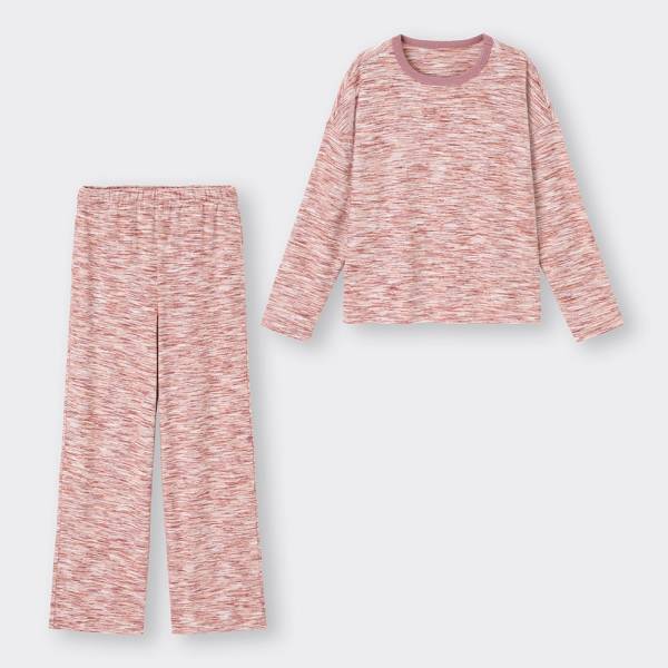 「ふわもこ触感が気持ちいい♡」GUの”新作ルームウェア”は完売前にゲットして！