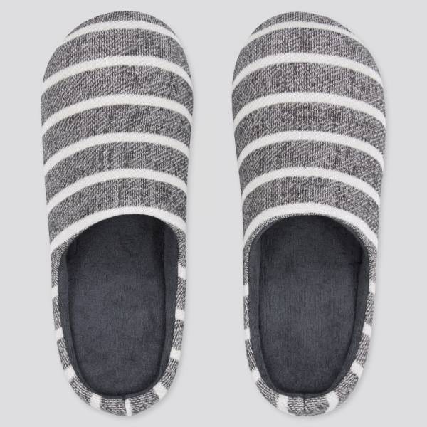 「最初からユニクロで買えばよかった…！」コスパ最強＆高見えな”ルームシューズ”は隠れた名品！