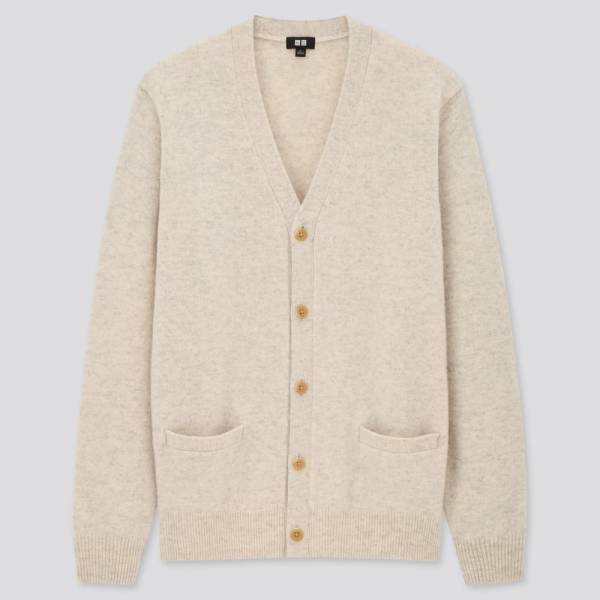 「着心地が最強すぎ…」ユニクロで人気の“万能カーディガン”まとめ