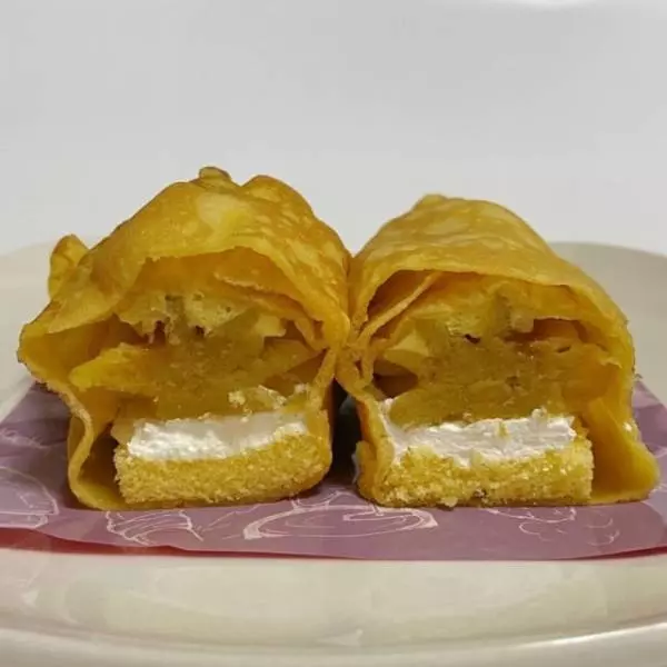 ファミリーマートのスイートポテトクレープ