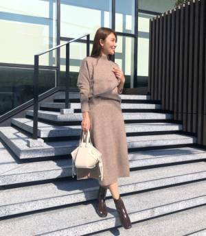 「そろそろ服も秋支度♡」ユニクロでゲットしておきたい”大人可愛いニット”まとめ