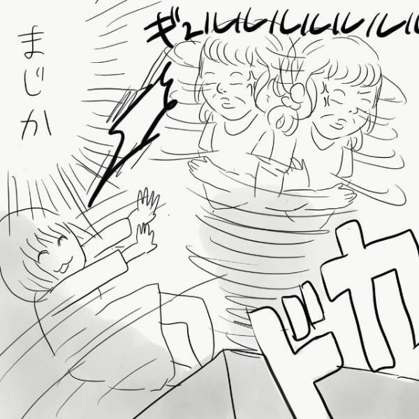 お立ち台に立つ女の子を次々と”落とす”オバサン。みんなで文句を言うと“最悪な態度”を見せてきた！＜クラブに現れたやべえ女のハナシ＃4＞