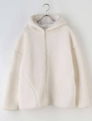 「秋の本命服が見つかるかも！？」ハニーズの“高見えブルゾン”おすすめ4選