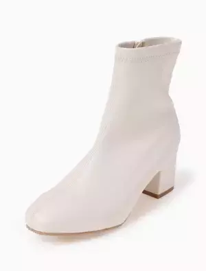 「ハニーズさんが安定の可愛さらしい♡」今の季節にピッタリな”おしゃれブーツ”まとめ