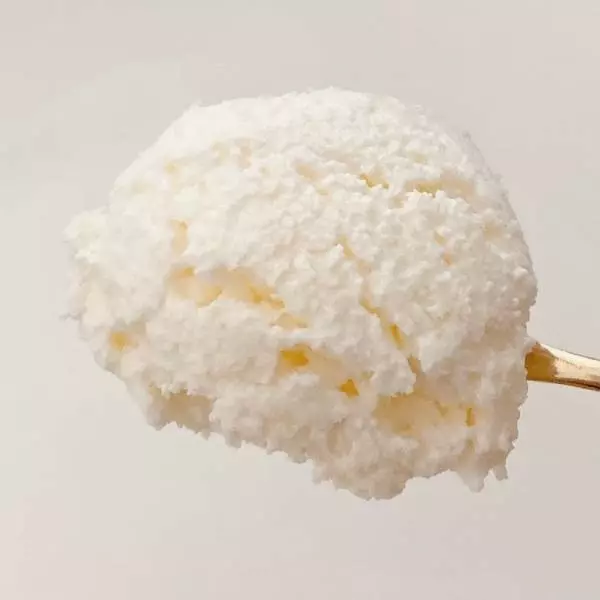 おやつコッペリッチミルク