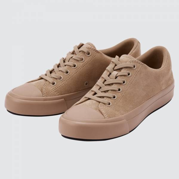 「見た目も品質も優秀すぎ！？」ユニクロの“高見えシューズ”4選