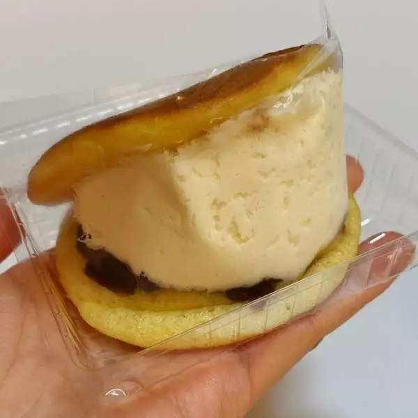 セブンイレブンのどらやきマリトッツォ