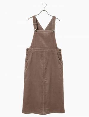 「秋のマスト商品！？」ハニーズの“コーデュロイアイテム”がプチプラかつ実用的と噂なんです！