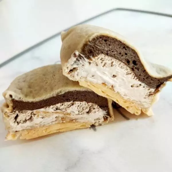 セブンイレブンのほうじ茶クレープ