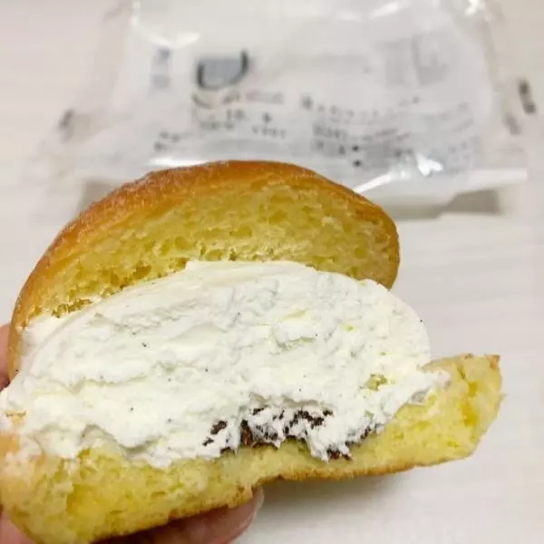 ヘーゼルナッツチョコ入り