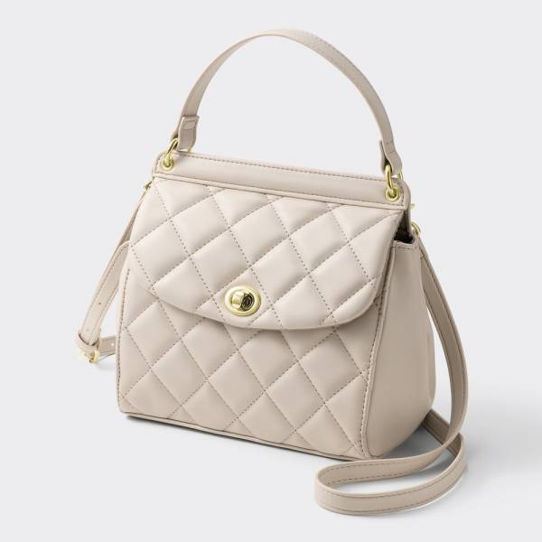 「大人買いしたくなるかわいさ！？」GUの“高見えバッグ”4選