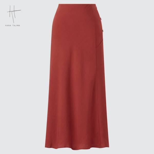 「今っぽく着られるボトムスを要チェック！」ユニクロの“大人見えロングスカート”4選