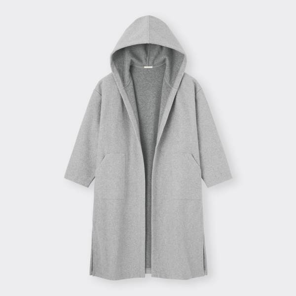 「着ぶくれしないのは…？」GUでゲットしたい“細見えアイテム”4選