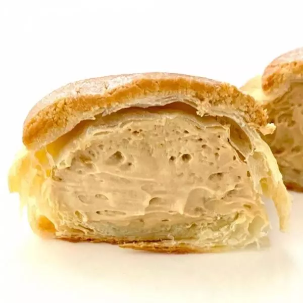 冷やして食べるキャラメルクリームクロワッサン