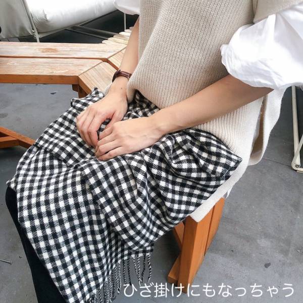 「首元はおしゃれに防寒♡」スリコの“新作マフラー”がかわいすぎるって噂！