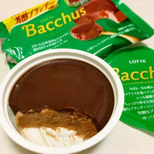 「ブランデー&times;濃厚チョコでめちゃ美味らしい！」&ldquo;バッカスアイス&rdquo;が気になる！