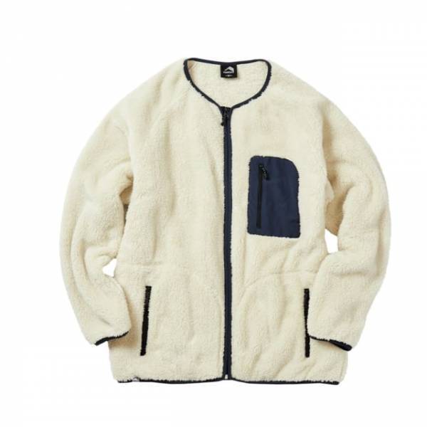 「もう気温差に悩まない！？」ワークマンで噂の“旬アウター”は1枚あると便利かも！