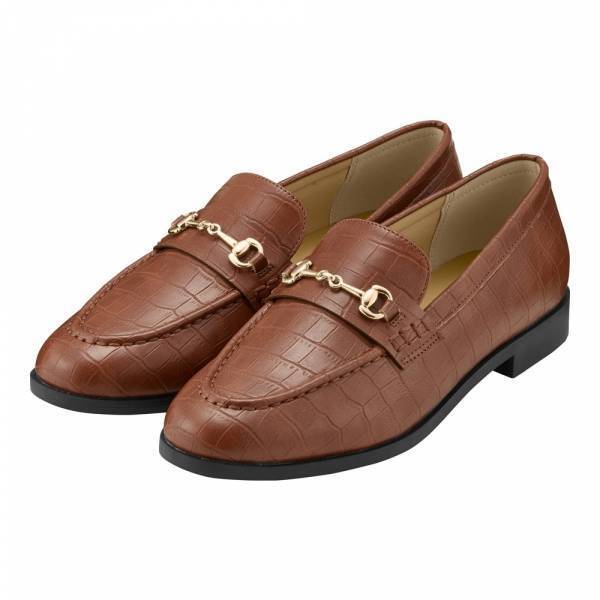 「カジュアルにもきれいめにも♡」GU・Honeysの“優秀ローファー”特集