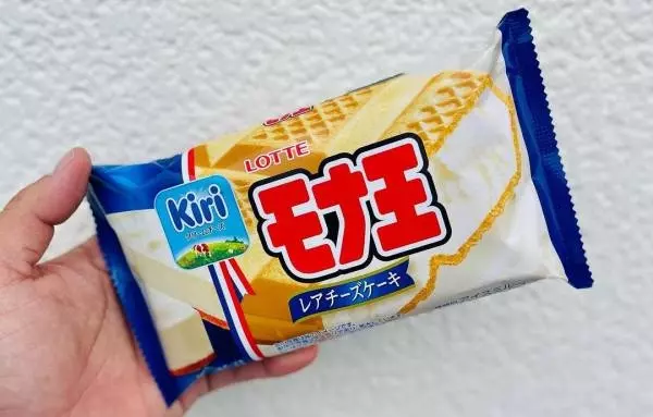 モナ王レアチーズケーキ