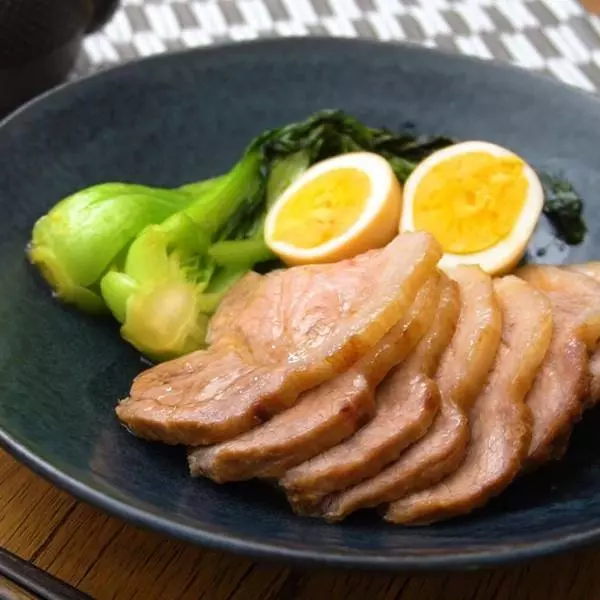 国産豚肉肩ロースかたまり