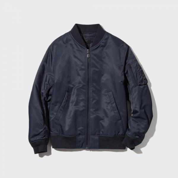 「1枚持っておくと便利かも！？」ユニクロの“ブルゾン・パーカ”は要チェックって噂！