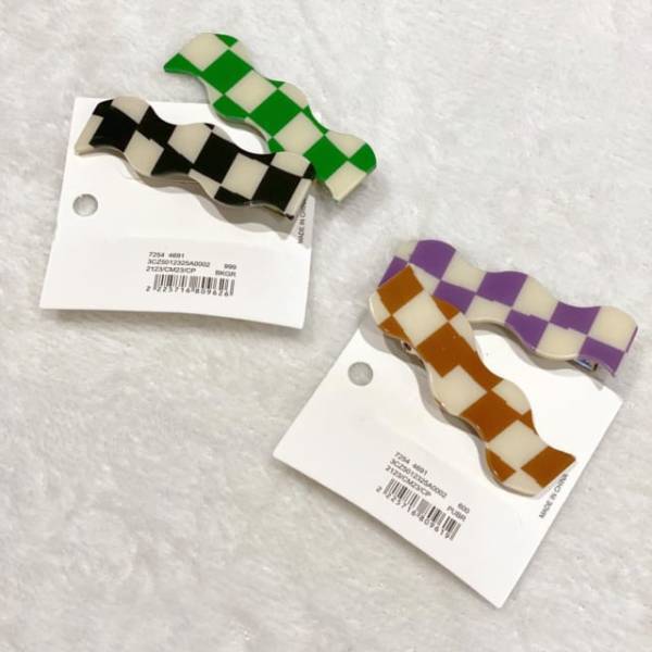 スリコスタッフも「見逃せないアイテム」とおすすめ！“流行柄ヘアアクセ”は要チェックかも♡