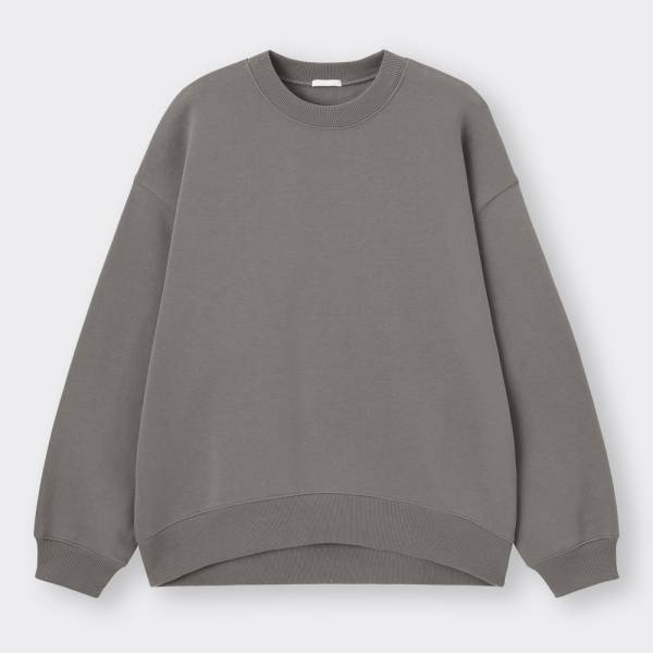 「冬でも着痩せできそうなのは…！？」GUの“体型カバーアイテム”まとめ