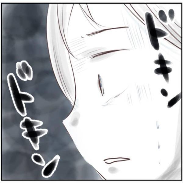 【＃8】「あれ…あの人…」数日後、いつものように家を出るとコンビニにいた“怪しい人物”が…！しかも、こちらに向かって走ってきて…！？＜忍び寄る足音＞