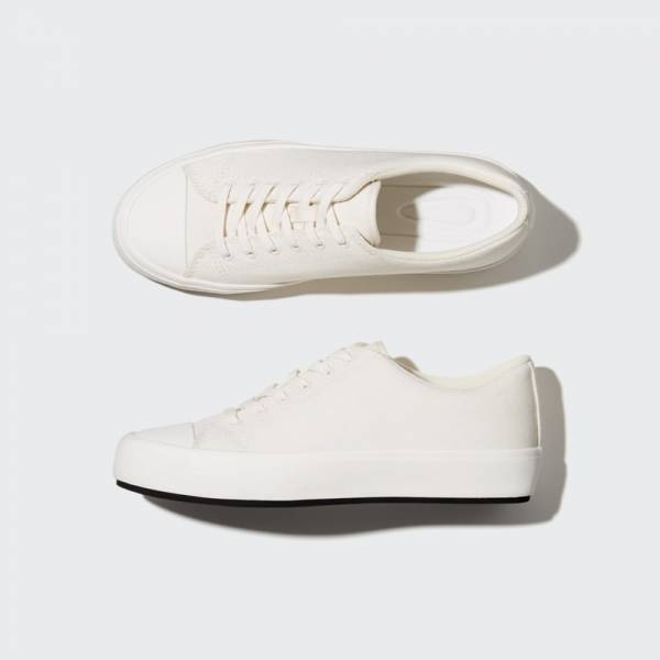 「春先にも使える！？」ユニクロで買い足してほしい“先取りアイテム”特集