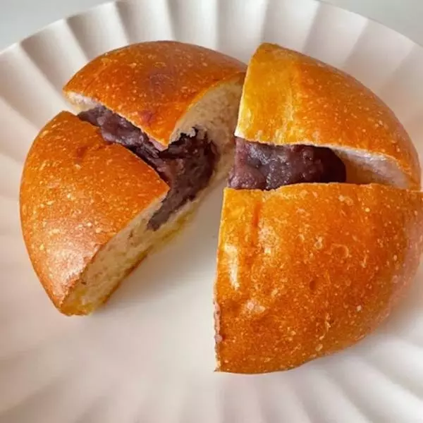 「あんバターフランス（北海道産バター100%使用）」