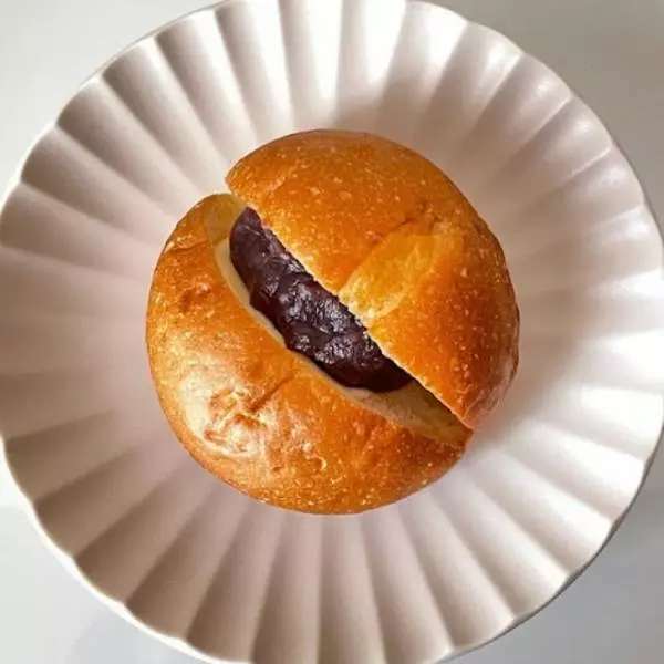 「あんバターフランス（北海道産バター100%使用）」