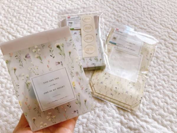 「バレンタインにぴったり♡」「コスパ抜群！？」ダイソーの“おすすめギフトバック”6選