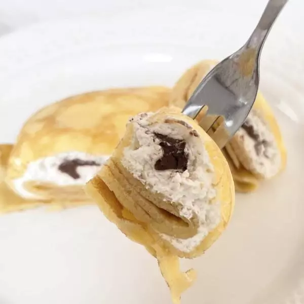 生チョコのもちもちクレープ