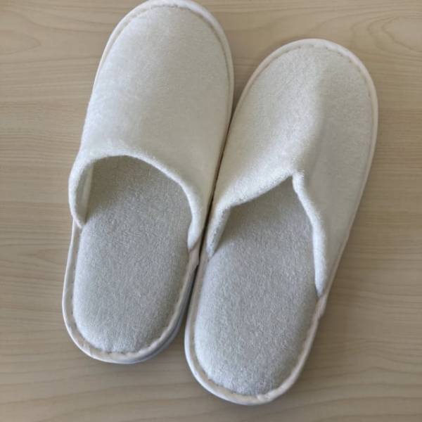 「いつでも清潔に使える♪」ワッツの“洗えるスリッパ”が便利かも！
