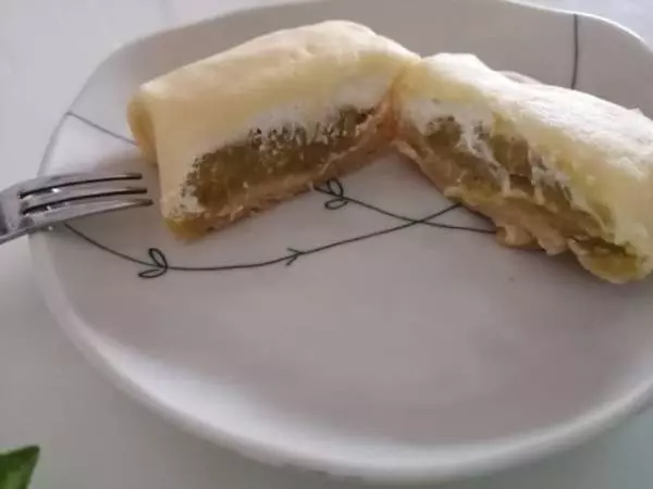 《セブンイレブン》生スイートポテト&ホイップカットしたところ