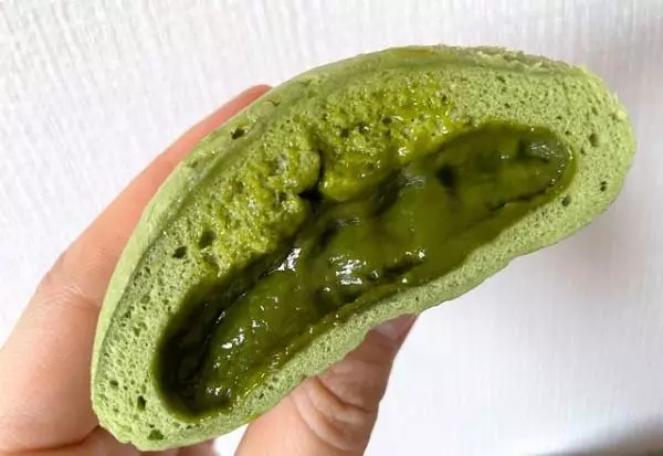 濃厚抹茶ショコラまん