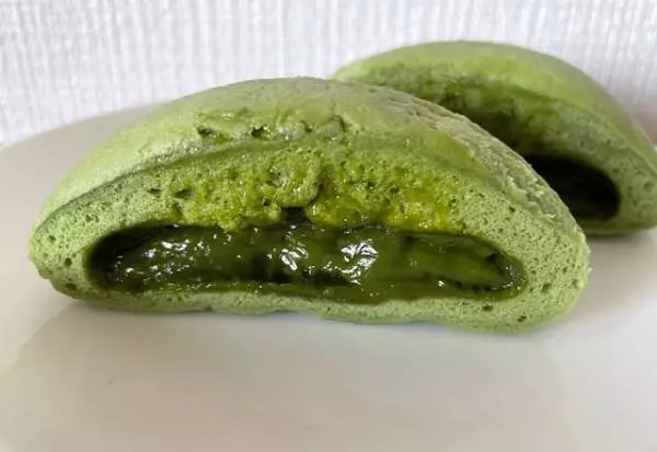 濃厚抹茶ショコラまん