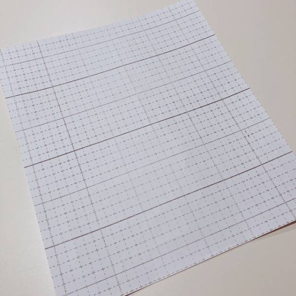 「気軽にお部屋をイメージチェンジ♪」セリアの“おしゃれステッカー”がかなり使える！