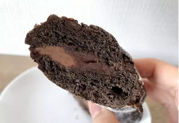 LAWSONBAKERY&times;GODIVAあんバターショコラ