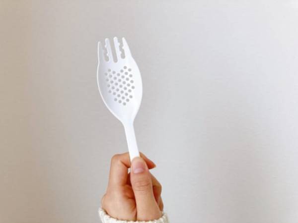 「110円なのに優秀！」「カップ麺のお供に♡」ダイソーの”スクーン”って知ってる？