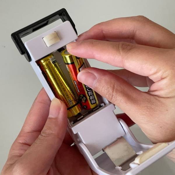 「100円で販売されてるなんて…！」ダイソーの“イージーシーラー”なら簡単に密封できて便利！