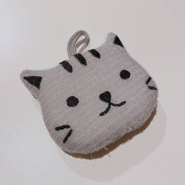 パケ買いしたくなるかわいさ♡【セリア】の“ねこ型優秀スポンジ”で家事を楽しく♪