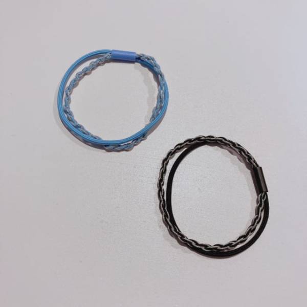 「こんなに進化してるんです！」セリアの“優秀ヘアゴム”はデザイン性高すぎ♡