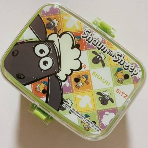 ファンの方必見のアイテム！？【セリア】の“サラダBOX”がかわいすぎる♡