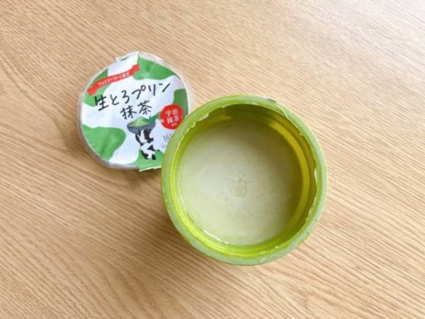 トロトロなめらか食感♡【ファミマ限定】の新作スイーツ“生とろプリン抹茶”はもうチェックした？