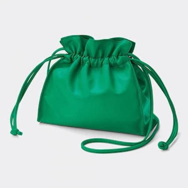 コーデのアクセントに◎【GU】の“プチプラ旬バッグ”特集